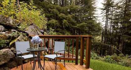 Experience Sitka charm, steps away from your cozy 1-bedroom retreat
