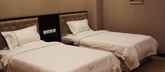 Lanyi Holiday Hotel