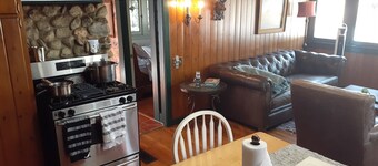 Idyllic rustic country house for extended stay over 30 days ideal for World cup 