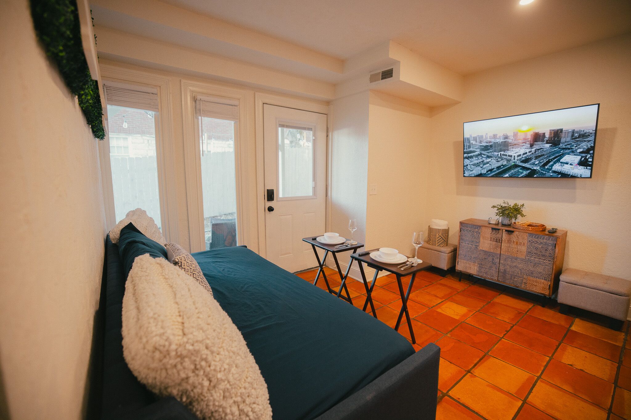 1 bedroom, free WiFi, bed sheets