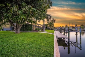 Property grounds - Villa Tranquility | Waterfront Villa with Pool & Dock (Punta Gorda)