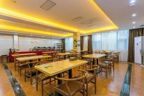 Dining - Wanxiang Hotel (Qinzhou Lingshan) (Lingshan)