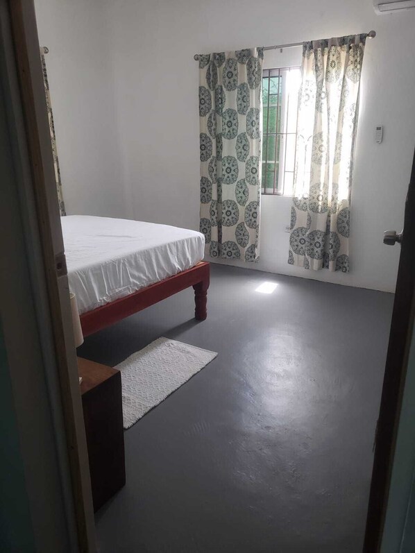 1 soverom, strykejern/-brett, wi-fi (inkludert) og sengetøy