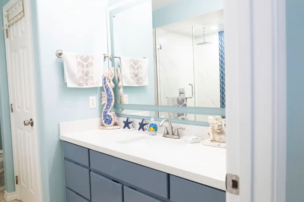 4-Bedroom 3-Full Bath Beach House & Private Pool