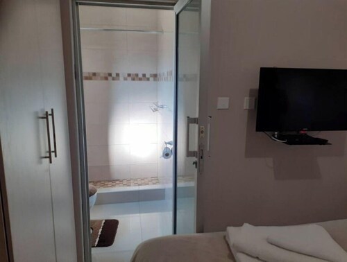 Stamp Africa Bedsitter, Chudleigh Lusaka