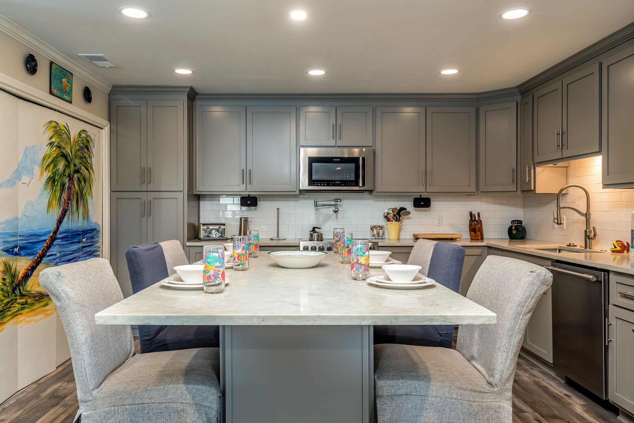 Shore to Please - Waterfront, 3 Bedroom, 2 Bath, Dock, Pet Friendly, Sleeps 8