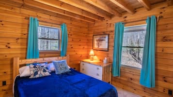 4 bedrooms, free WiFi, bed sheets