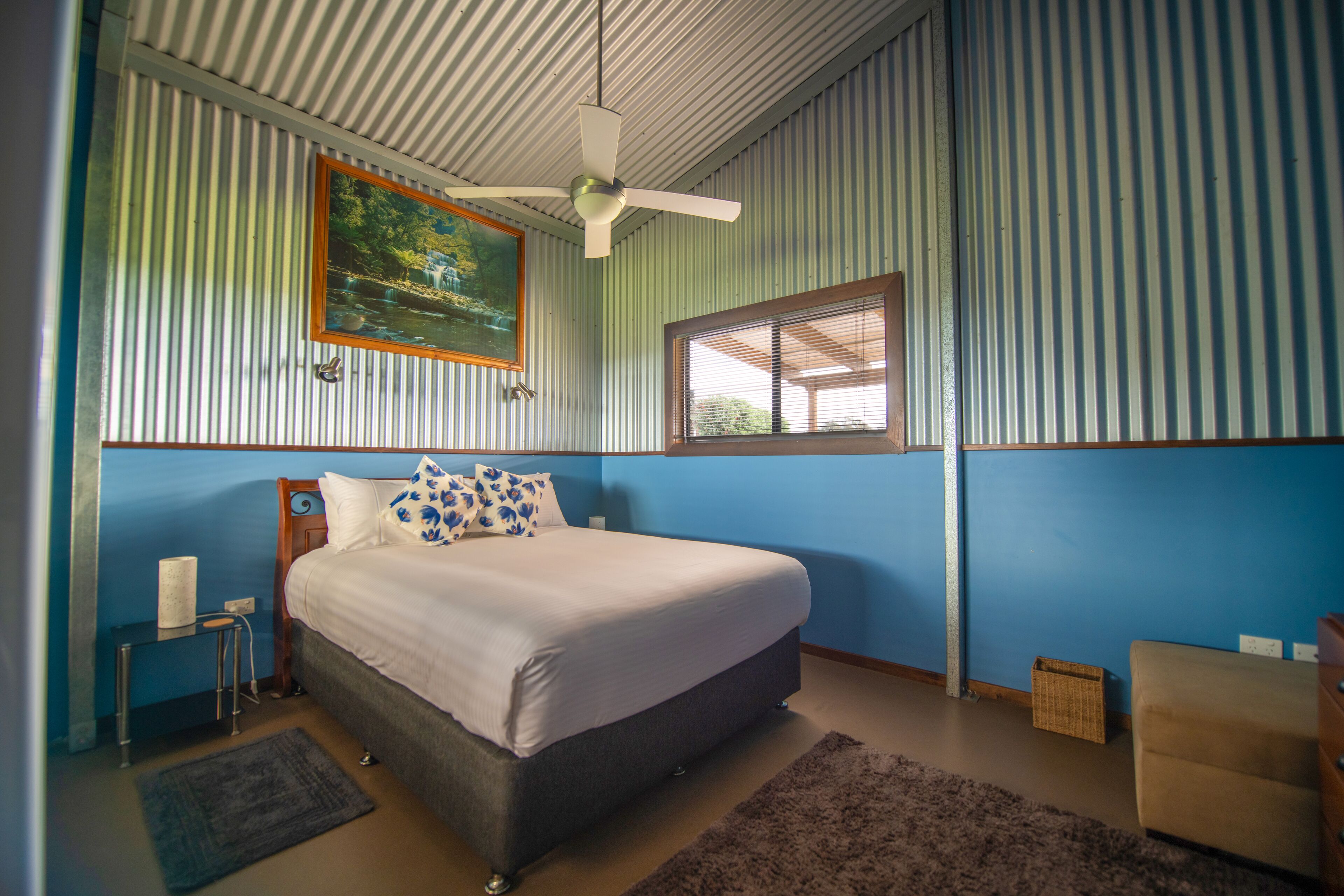 Dog Friendly Farm Stay - Excellent views and close to many wineries