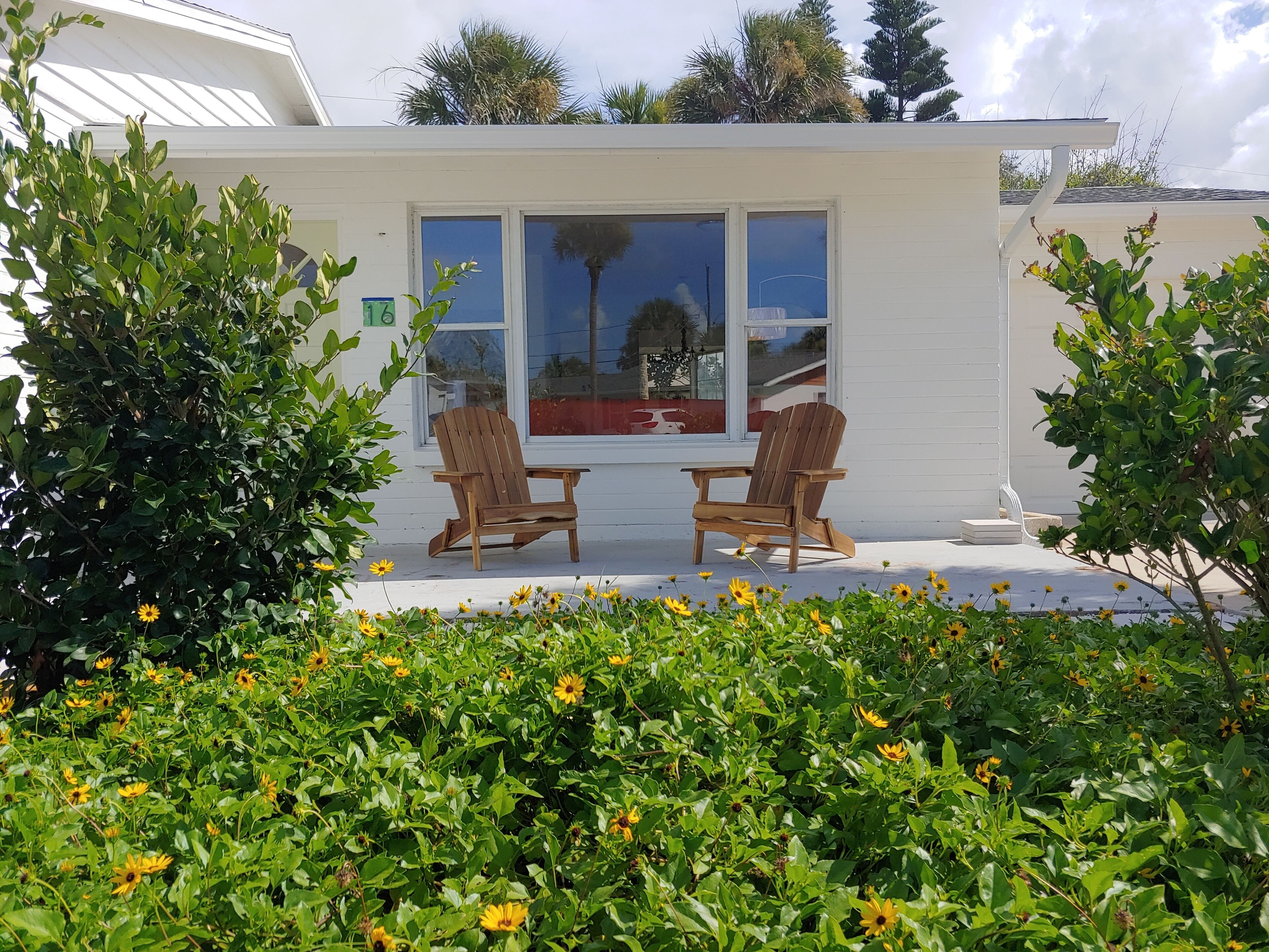 Charming Private Beach Bungalow Steps From the Dune!