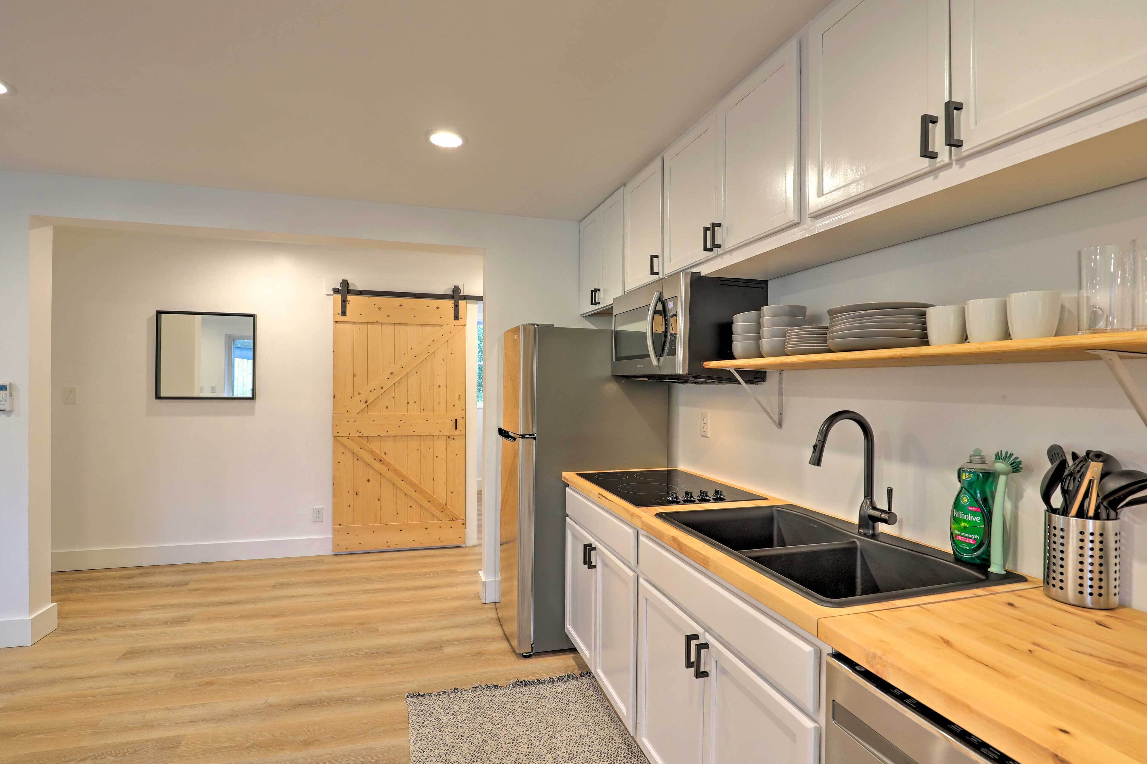 Freshly Renovated Apt 1 Mile From Downtown