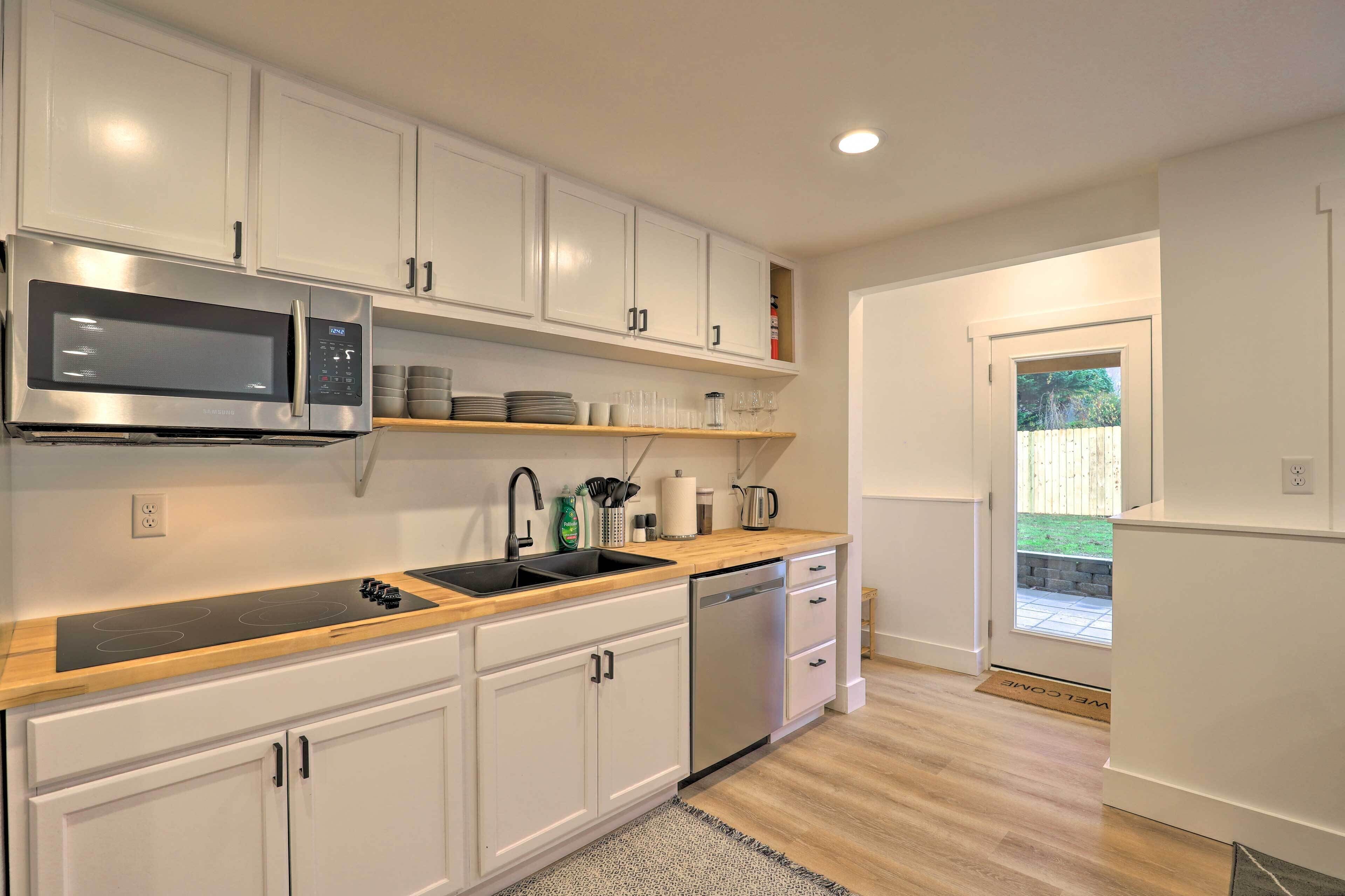 Freshly Renovated Apt 1 Mile From Downtown