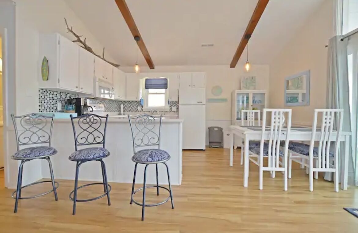 Pets OK Beach Home+Short Walk Beach Access+Views!!