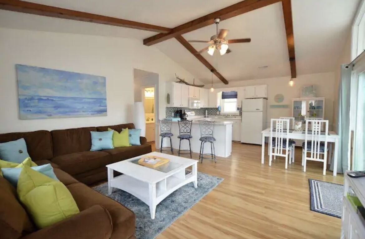 Pets OK Beach Home+Short Walk Beach Access+Views!!