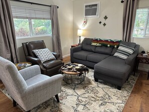 Family Cabin | Living area