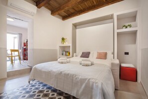 1 chambre, fer et planche à repasser, Wi-Fi, literie fournie