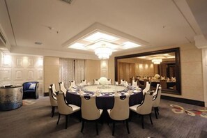 Restaurant - Hangzhou Fuyang Blue Diamond International Castle Hotel (Hangzhou)