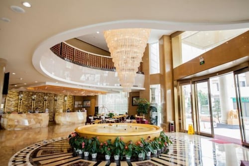 March Flower International Hotel