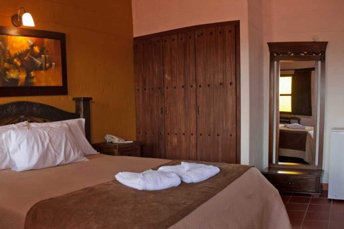 Superior Double Room | Minibar, in-room safe, laptop workspace, free WiFi