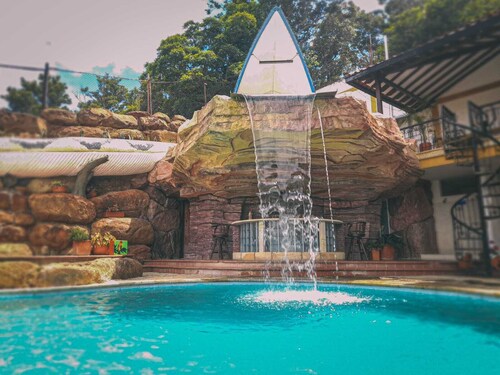 Hotel Las Rocas Resort