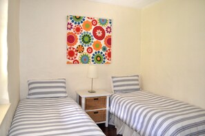 2 chambres, Wi-Fi gratuit, draps fournis