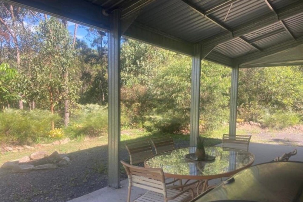 Austinville Hinterland Chalet