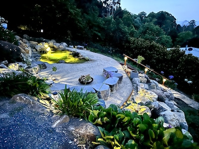 Hanging Garden On Mernda- Mountain view retreat