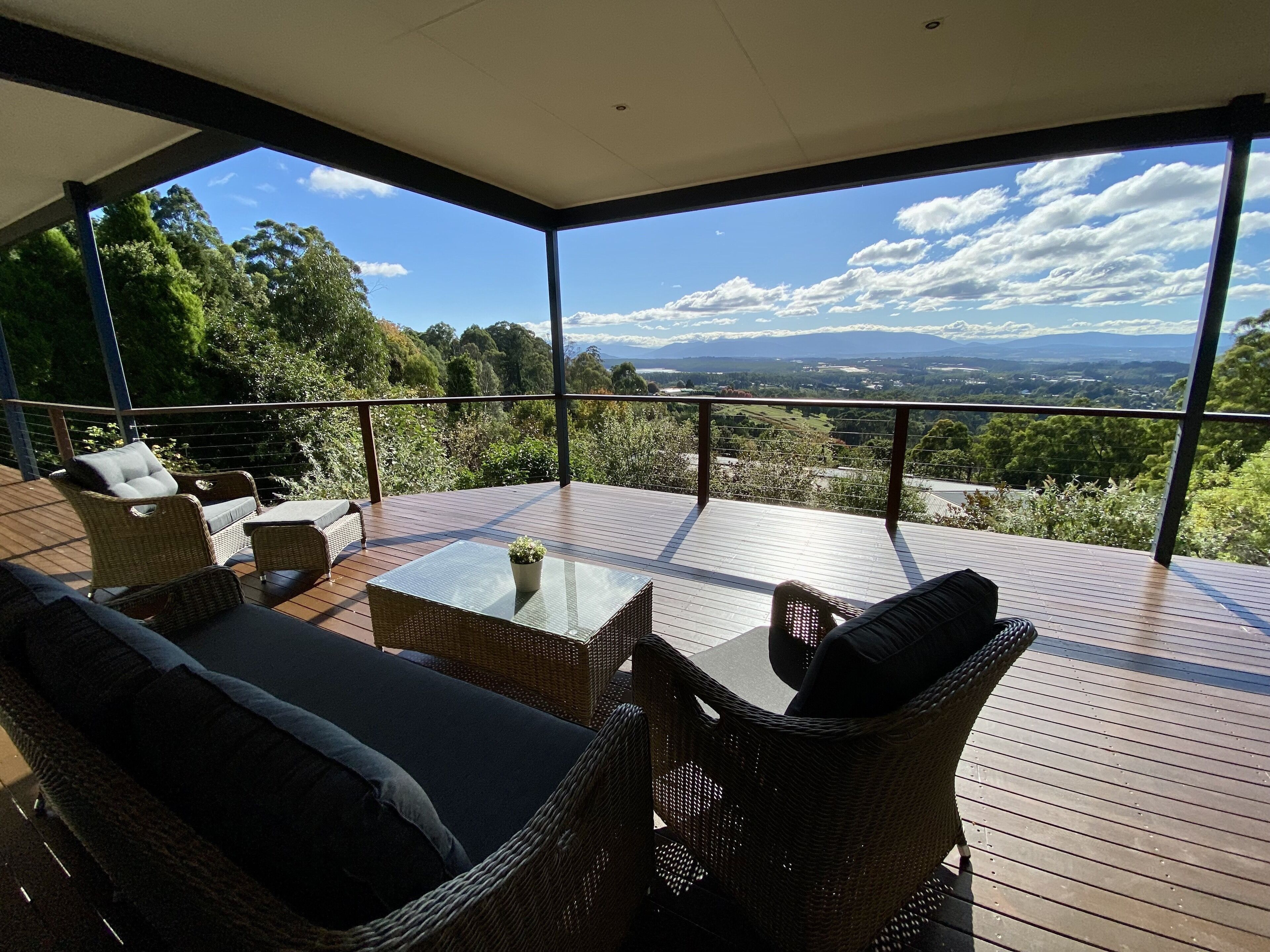 Hanging Garden On Mernda- Mountain view retreat  — image 14
