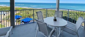 The Sea Turtle at Spoonbill Resort Villa