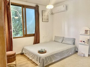 Basic Room, 3 Bedrooms (dokchae) | 3 bedrooms, free WiFi - Jeju Gongwoodang Pension (Seogwipo)