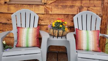 Fox's Den | Terrace/patio