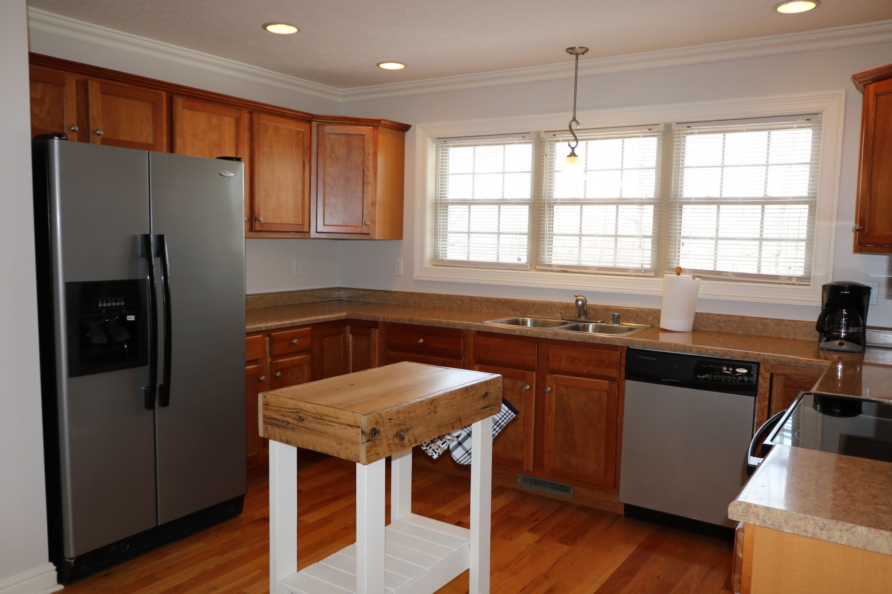 DRIFT INN just 10 minutes from Jamestown Marina/NEW Fall & Winter
Scavenger Hunt