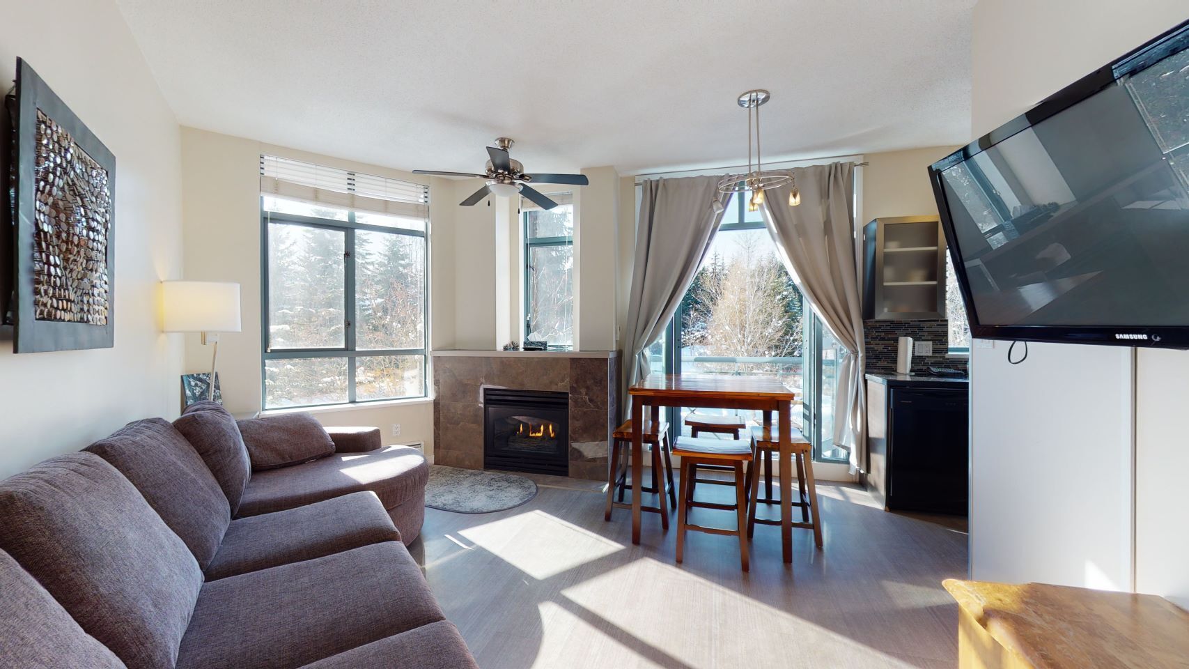 Lovely 2 bedroom condo in Whistler village