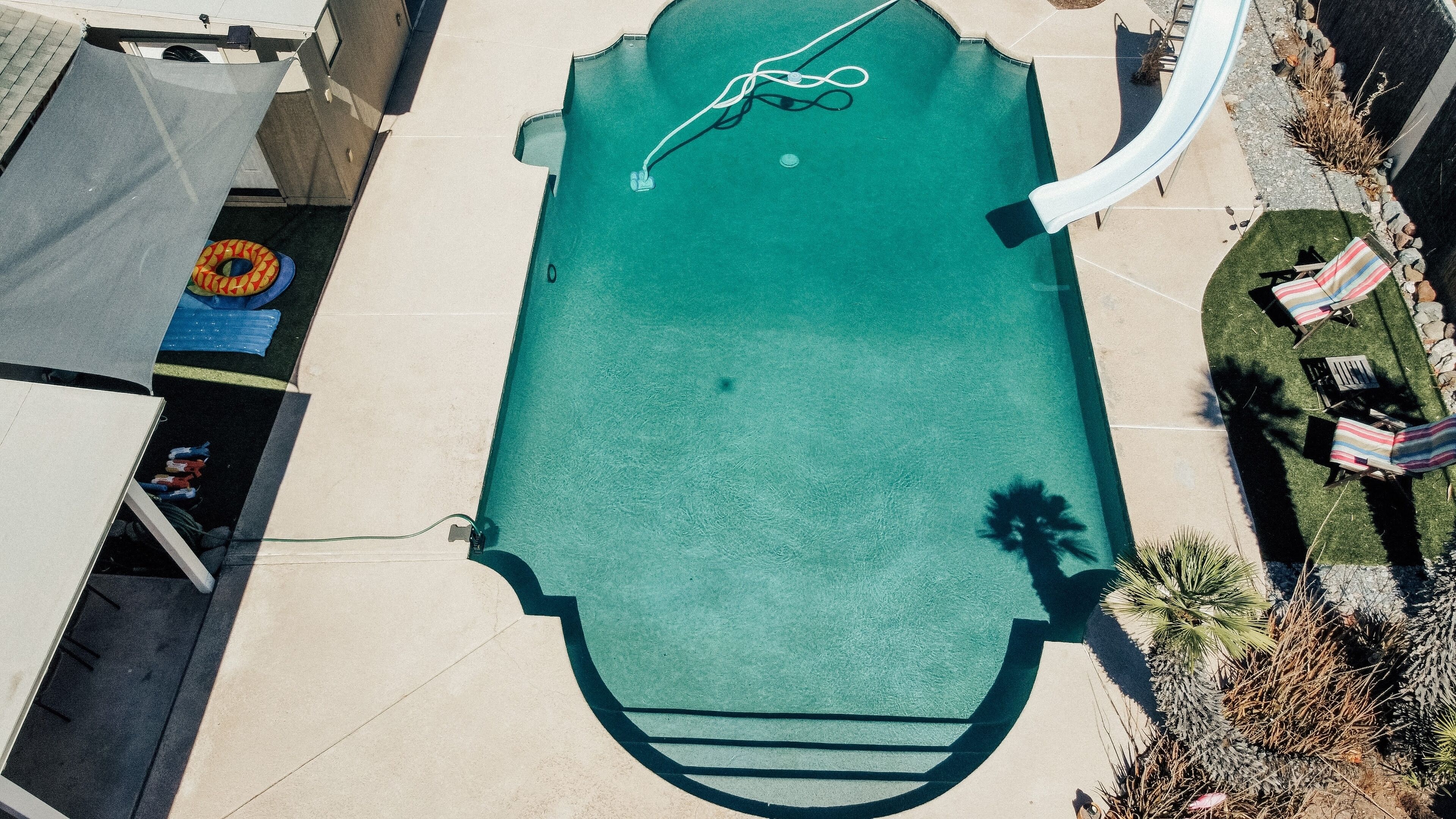 The Desert Sunset: 4 BDR, 5 Beds, Private pool