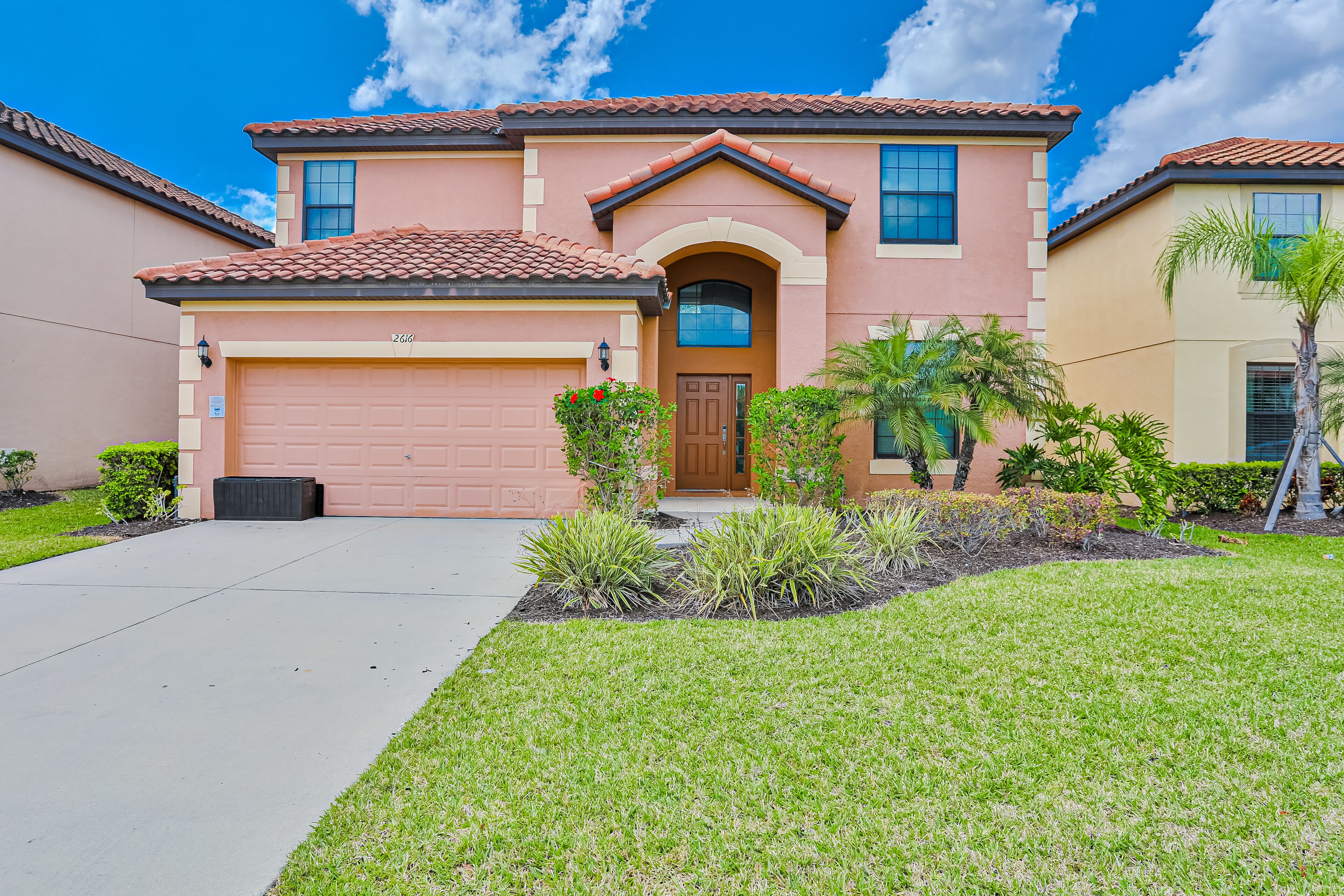 Spacious home with private pool & pool spa, lanai, fast WiFi, W/D, & central AC