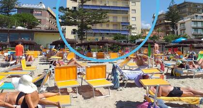 Apartment directly at the beach | Ap07