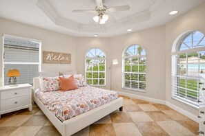 4 bedrooms, desk, iron/ironing board, travel cot