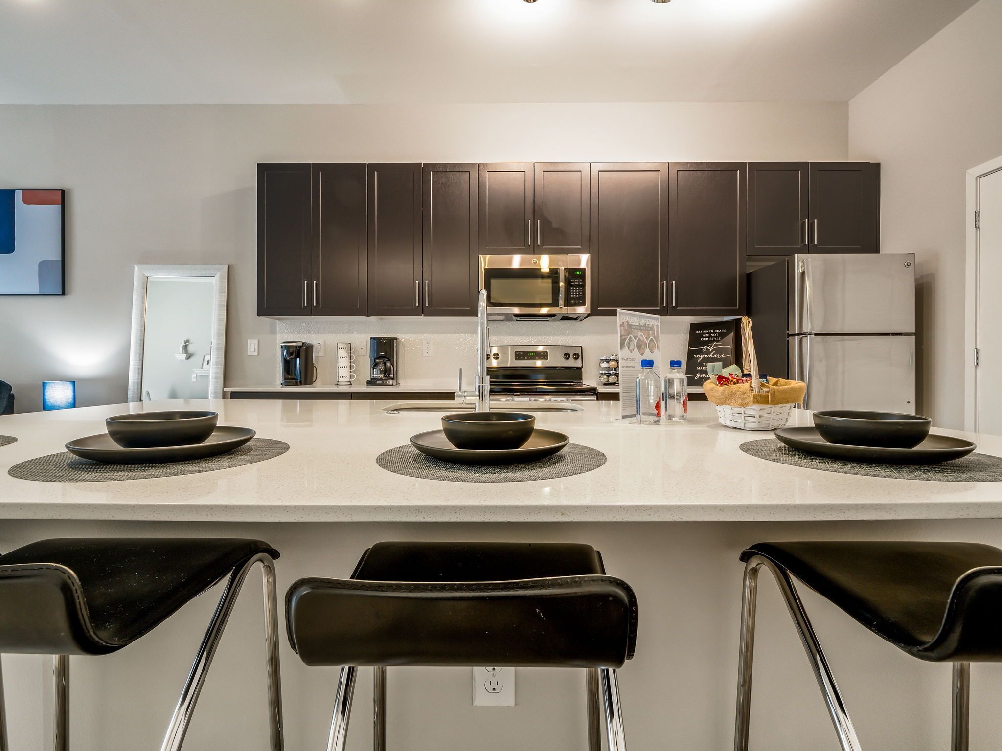 New ★ Scottsdale Upscale Living ★ Shops ★ Dining ★ 