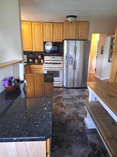 Cowley Cozy Cottage 3 Bed/ 2 Bath