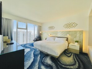 2 bedrooms, iron/ironing board, travel cot, free WiFi