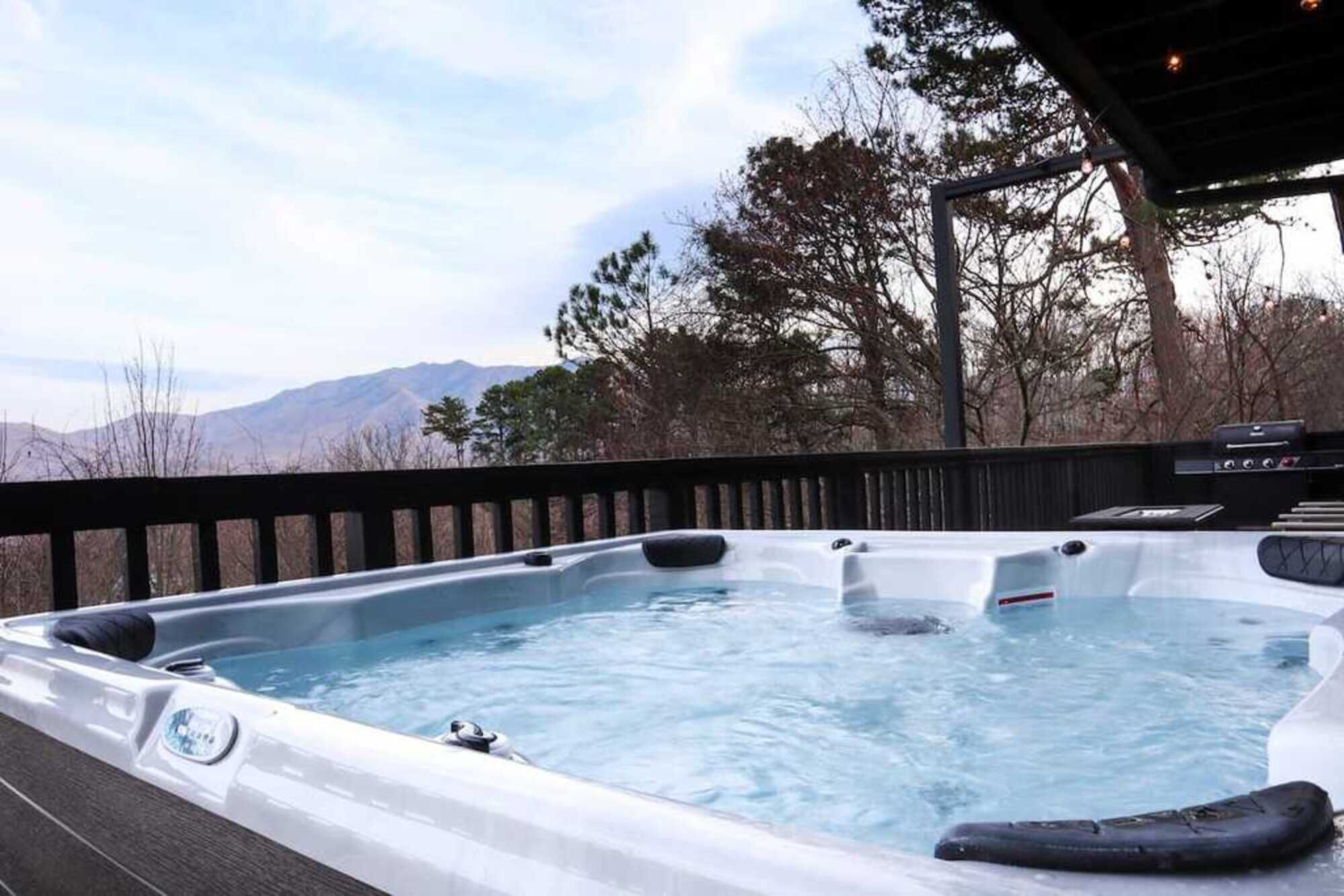 Outdoor spa tub
