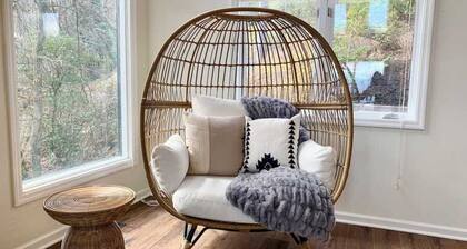 Luxury Modern Rustic Chalet on Ski Mountain | Breathtaking Views + Location