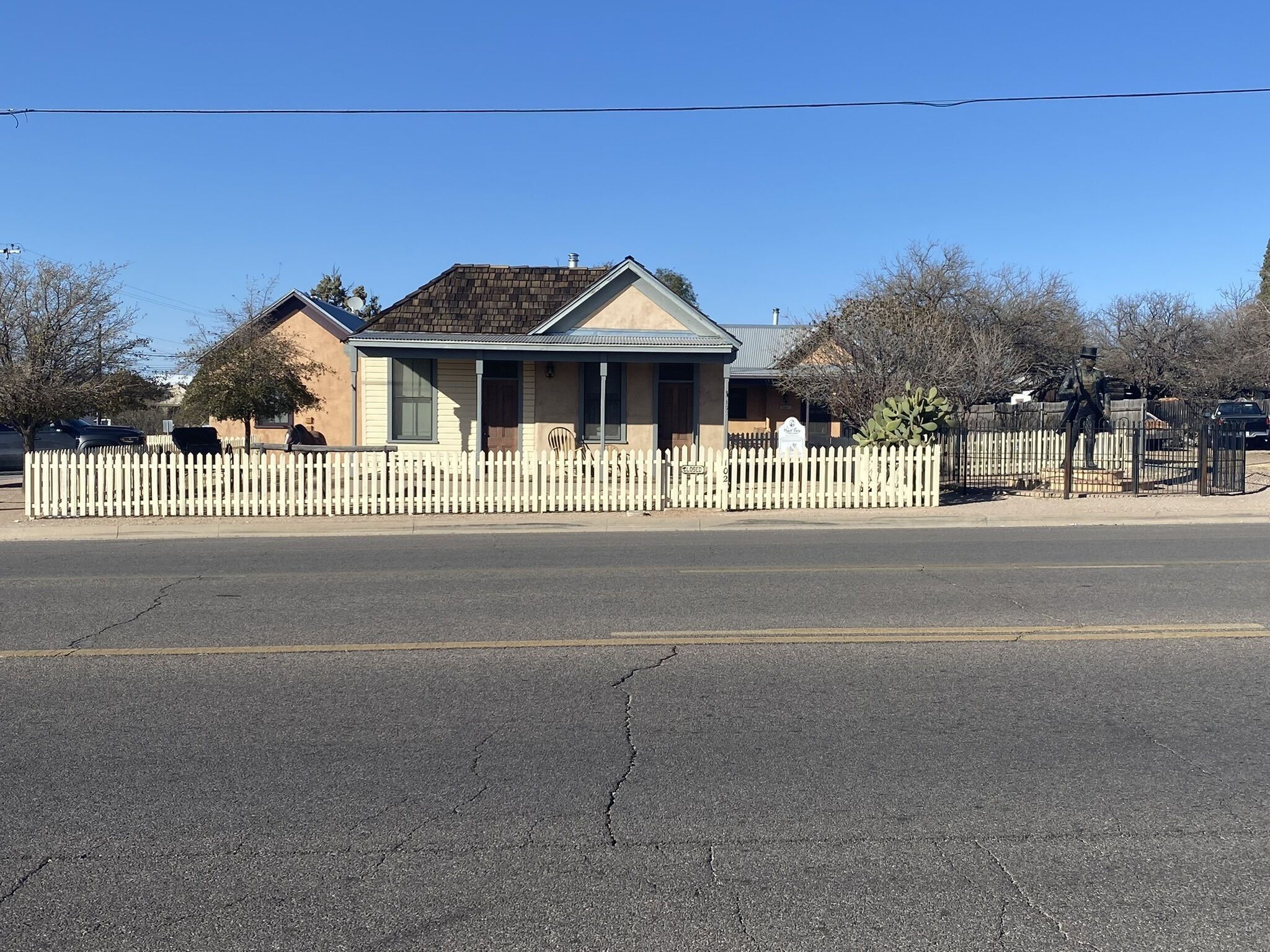 The Wyatt Earp House - 1 block from OK Corral