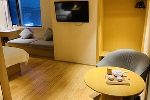 Dining - Ji Hotel (Shanghai)