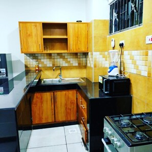 Business Apartment | Private kitchen - Stay.Plus Bamburi Business Apartments (Mombasa)