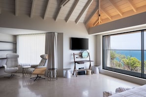 7 bedrooms