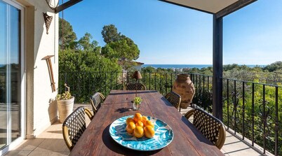 Villa in Costa d'en Blanes with beautiful Sea view and pool