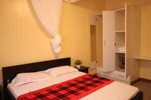 Business House | 1 bedroom, iron/ironing board, free WiFi, bed sheets - Stay.Plus Ebony Mara House (Narok)