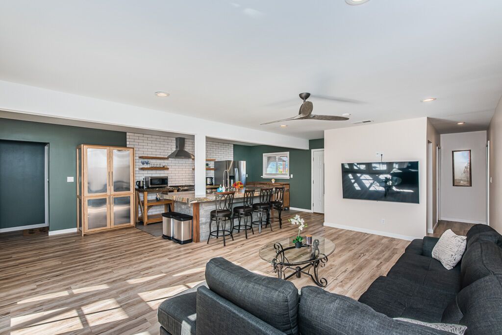 Pet Friendly Oceanside Vacation Rental