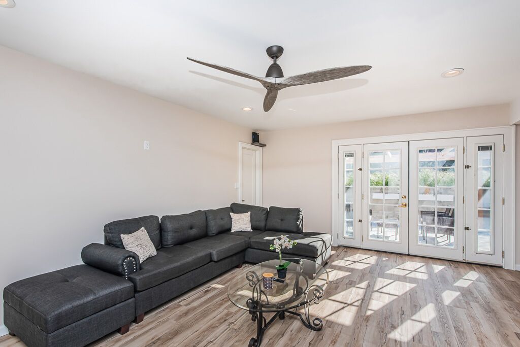 Pet Friendly Oceanside Vacation Rental