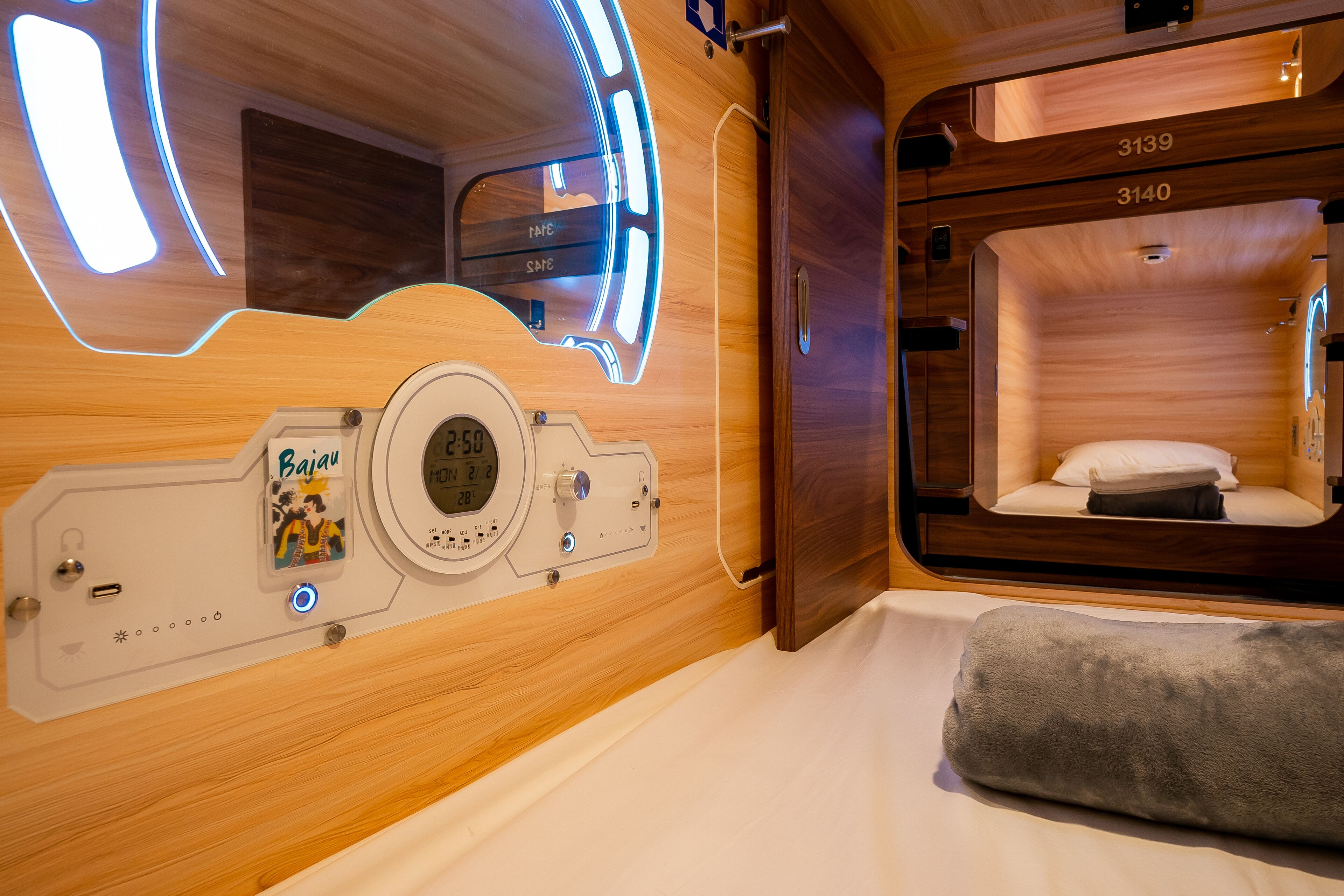 In-room safe, iron/ironing board, free WiFi, bed sheets